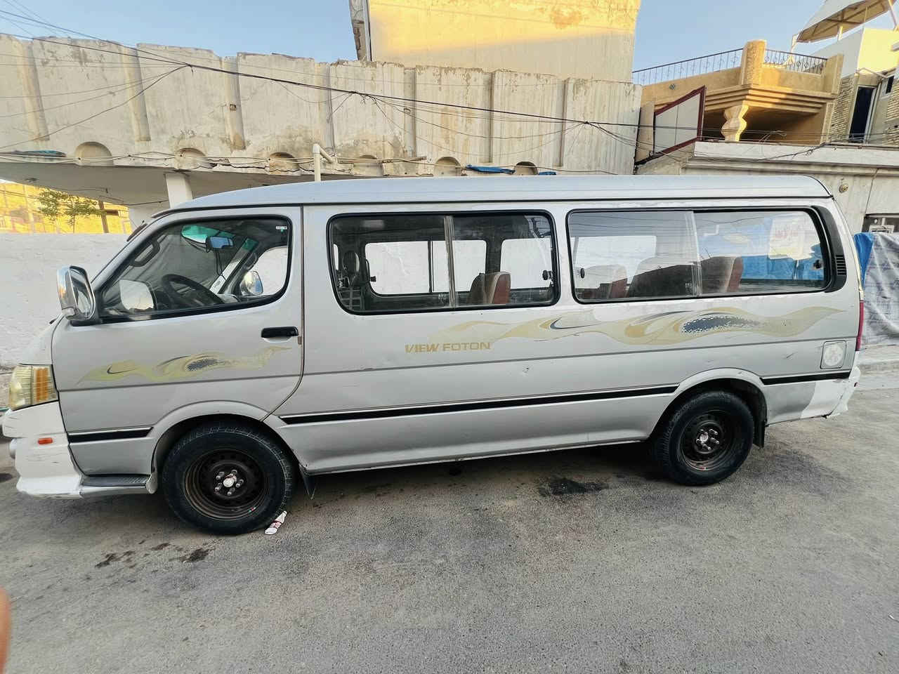 فتون 14 للبيع سياره رقم بغداد كير ومكينه كفاله وحداديه كامله تختم تاير جديد دوشمه كامله سياره مناقصهه شي 
سياره رايديهه ب75 وبيهه مجال بسيط
***********
