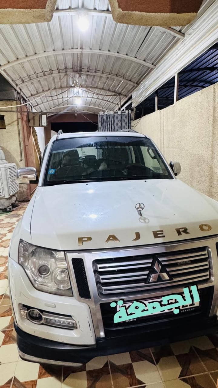 سلام عليكم. من رخصت مدير الكروب  سياره  باجيرو  موديل
2010  محدثه 2020 
  سياره كامله مكمله   خير من الله    تخم تاير جديد 
بصمه 
تشغيل عن بعد 
اشاره ترحيب 
لايت زنون 
باتري جديد 
صدر جديد 
رقم بغداد 
دولي 
سياره بسمي 
العنوان  ديالى  جديده شط قرب مطعم سامان 
للتواصل اتصل عل الرقم 
***********
