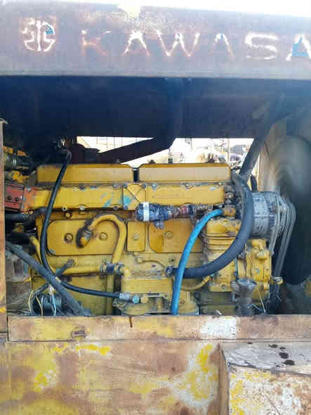 السلام عليكم موجود شفل كاوسكي 70 عادي للبيع جاهز للشغل مسجل رقم سنويه موديل 81 محرك فالفو السعر 130 وبي مجال ***********
