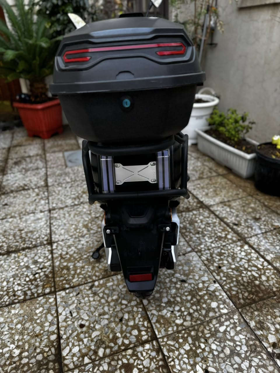 السلام عليكم
صاعقه لون مميز جديده للبيع للتواصل 
***********
