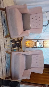 تخم تركي مال هوم سنتر  8مقاعد عنوان بغداد قرب جسر السنك شقق 28 نيسان  ...