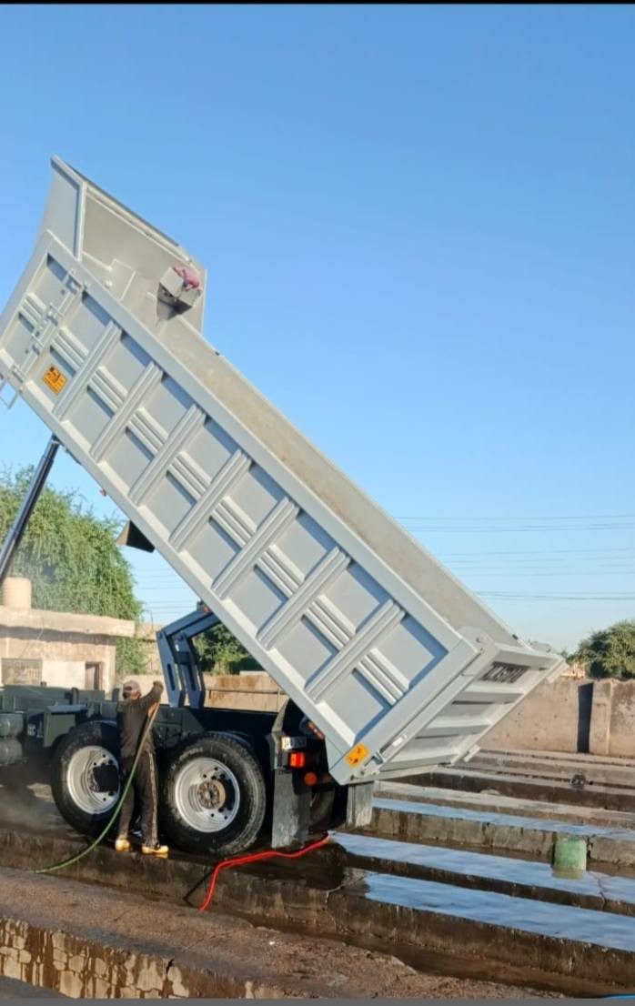 بدي اسكانيا طول ١٠/٦جديد كامل سعر ١٠٠قفل الي يعجبه وشراي ***********
