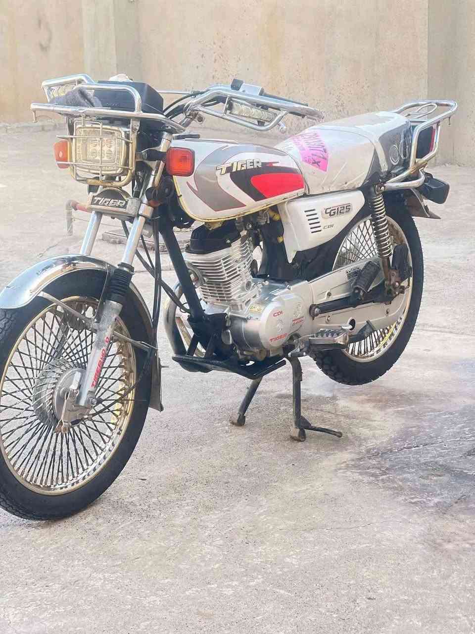 تايكر 2020 شرط مافلس ماطور مثل واضح بل صورة كلشي ماريد فقط ورمنيا
ماطور برقي مامفتوح كلو بلادي
يعوز مصرف أقل
ماطور هندر واحد محرك خرس شرط نطيك
للبيع فقط رقمي ***********
