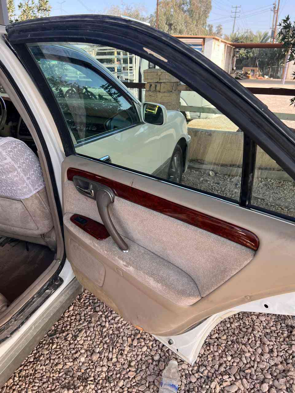 السلام عليكم ورحمه ملكه للبيع مديل 2000رقم دولي نجف سنويه لل30 تبريد ثلج ثلاجه خلفي امامي ثلاجه فول بطن عده الفتحه 4دكم مكفوله كص ونقل جثه والباقي شوف العين
شرط التحويل 
السعر 105بيها مجال للشراي


**إذا كنت صاحب هذا الإعلان وتريد حذفه لأي سبب، رجاءا أرسل رسالة إلى الدعم الفني**
