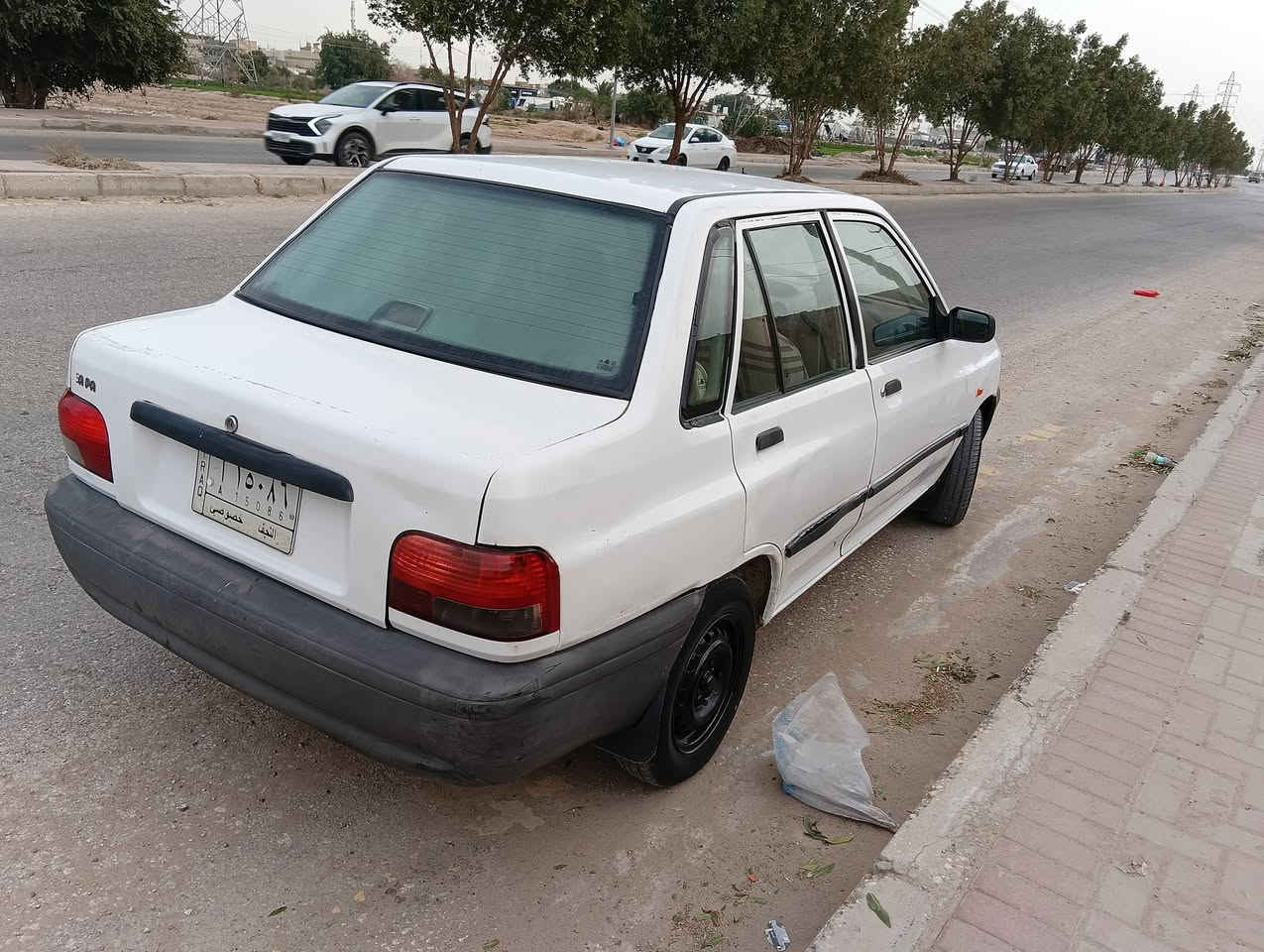 للبيع سايبه موديل 2012 سياره مكفوله فقط بارد بيهه مكينه جديده وكير وحداديه وتخم تاير جديد سياره رقم نجف بسمي ***********
