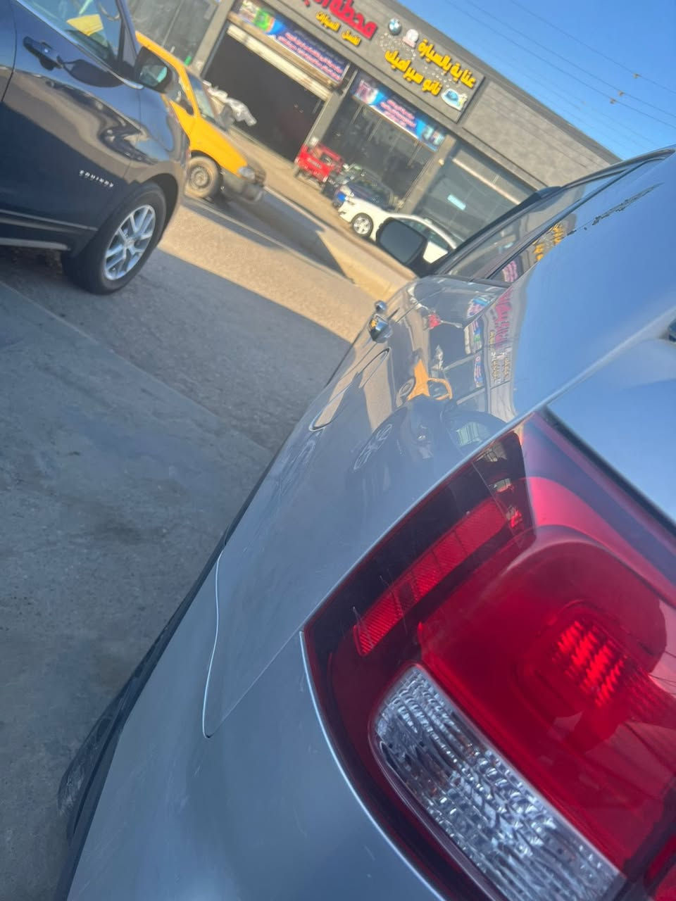 سلام عليكم
سورنتوموديل 2015وراد امريكي حادث خفيف بدون دواخل بدون ايرباك محرك 4سلندر سياره جديده وجاهزه 

رقم ذي قار سونارموجود 

للبيع السعر 138

***********
