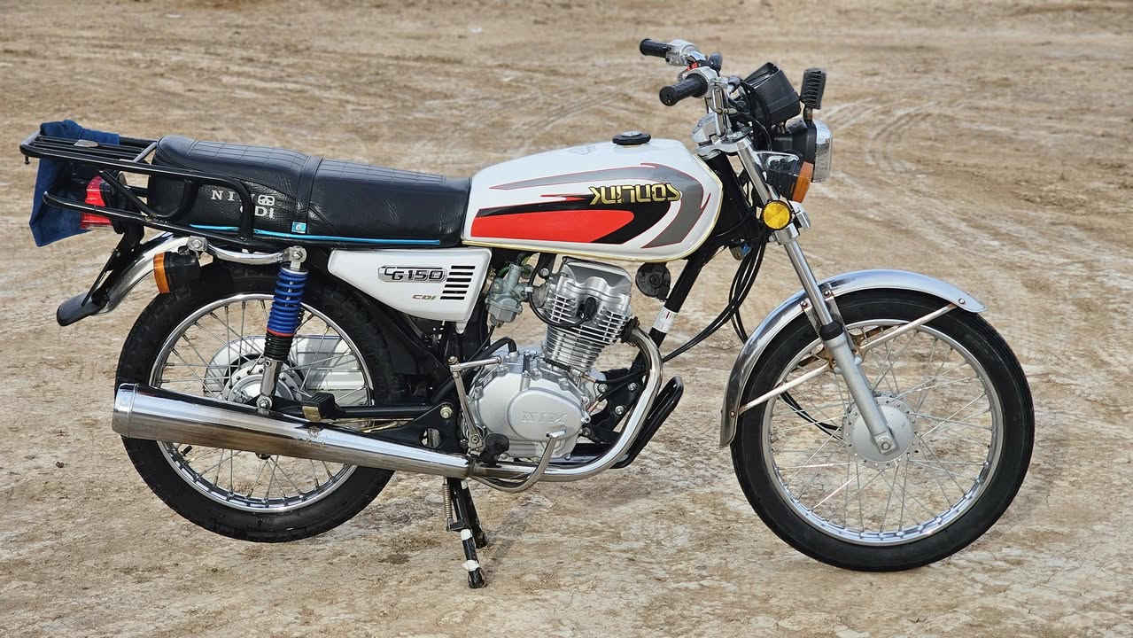 السلام عليكم 
دراجة للبيع او مراوس بجهاز 13 برو ماكس نموذج m شرق اوسط كون مكفول 
دراجة ناما موديل 25 اوراق مكفولة مكان واسط صويرةشارع 20 للستفسار ***********
*********** علي
