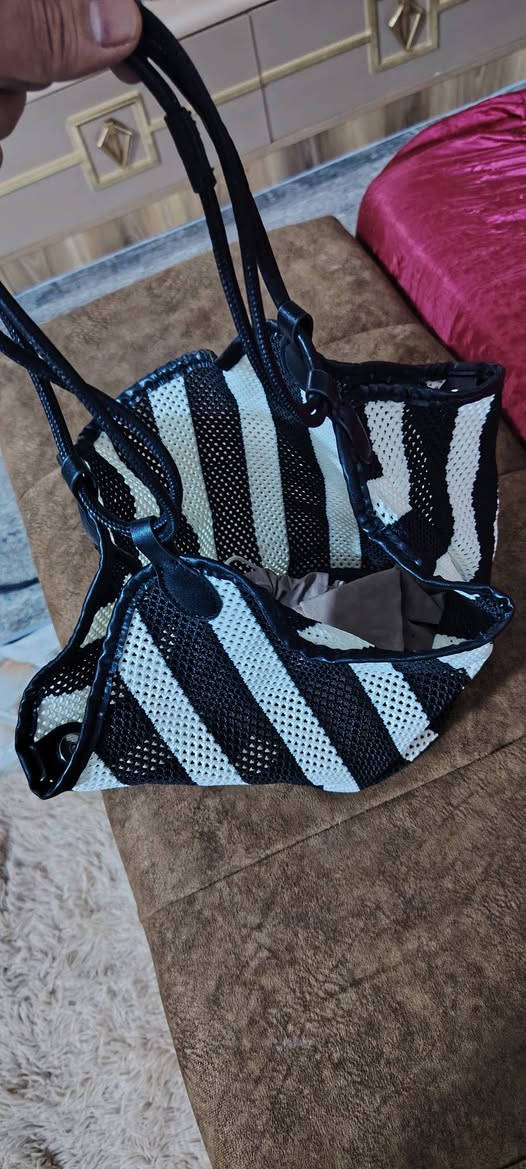 للبيع ذنه الغراض ليحب ياخذهن شلع


**إذا كنت صاحب هذا الإعلان وتريد حذفه لأي سبب، رجاءا أرسل رسالة إلى الدعم الفني**