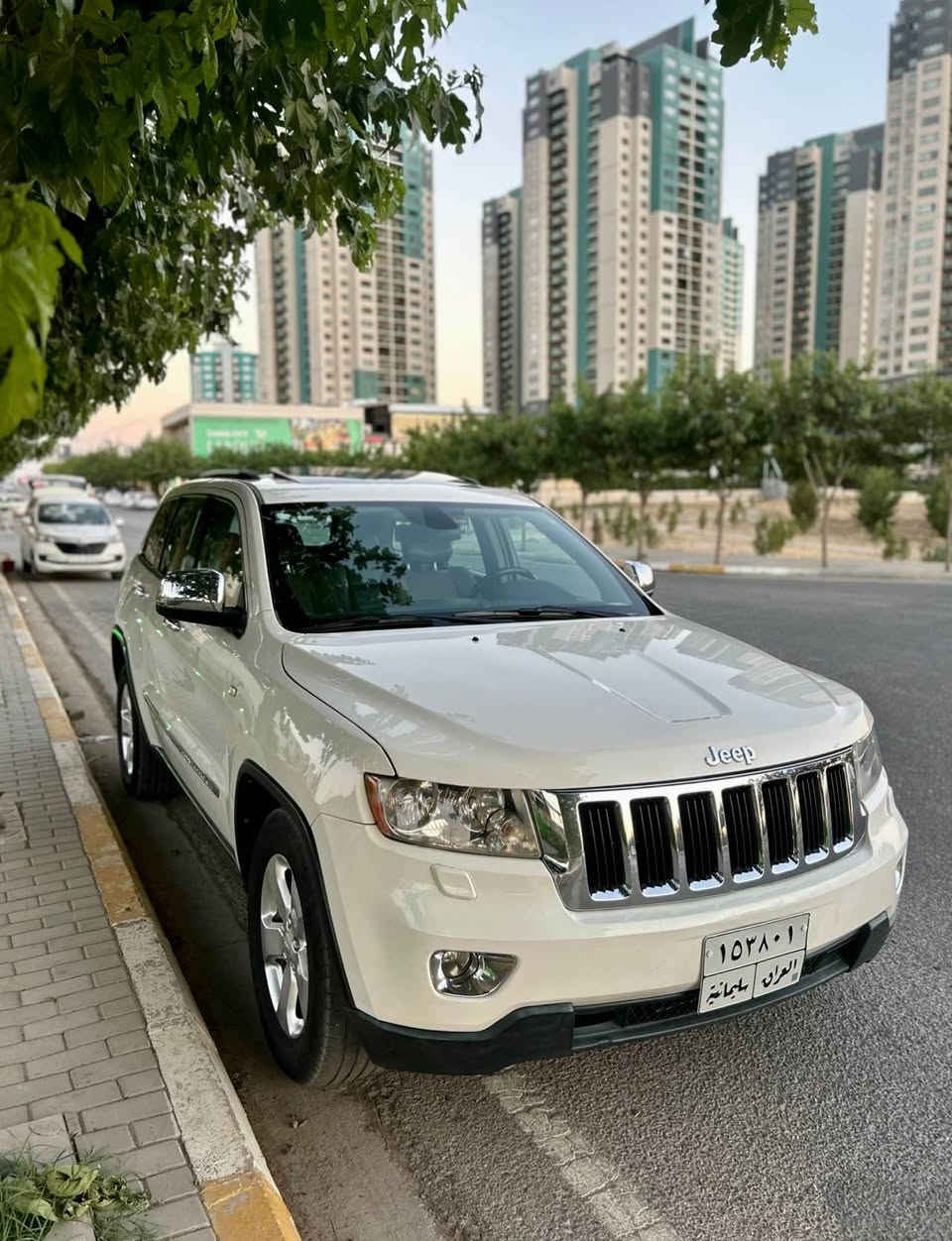 بۆ فرۆشتن: جێب گراند چێرۆکی ٢٠١٢ 🚘
✨ مۆدێل: ٢٠١٢ (ڕەنگی سپی)
✨ ڕۆیشتوو: ١٧٠,٥٧٢ کم (حەقیقی)
🔹 بۆیاخ: تەنها یەک چەمەلەغ و نیوەی بۆنیدی بۆیاخە.
🔹 شاسی و ئێرباگ: بەشەرت، بێ ناوگرتن و ئێرباگی تەواوە (نەتەقیوە).
🔹 مەکینە و گێڕ و دەبڵ: هەمووی بەشەرت و بێ کێشەیە، سیستەمی ئەکسل و توندوتۆڵی زۆر بەشەرت.
🔹 تایبەتمەندی: سەیارەکە سڵایتە و ٥ مۆدی لێخوڕینی هەیە.
⚙️ تێبینی: سەیارەیەکی زۆر توندوتۆڵە و هیچ مەسرەفێکی تێدا نییە، ماڵی دۆستە.
💵 نرخی قفل: ١٥٥ وەرەقە ($١٥,٥٠٠) - نرخەکەی کۆتاییەتی و تکایە بۆ مەمەڵە تەلەفۆن مەکە.
📞 ژمارەی تەلەفۆن: *********** السليمانية, العراق
