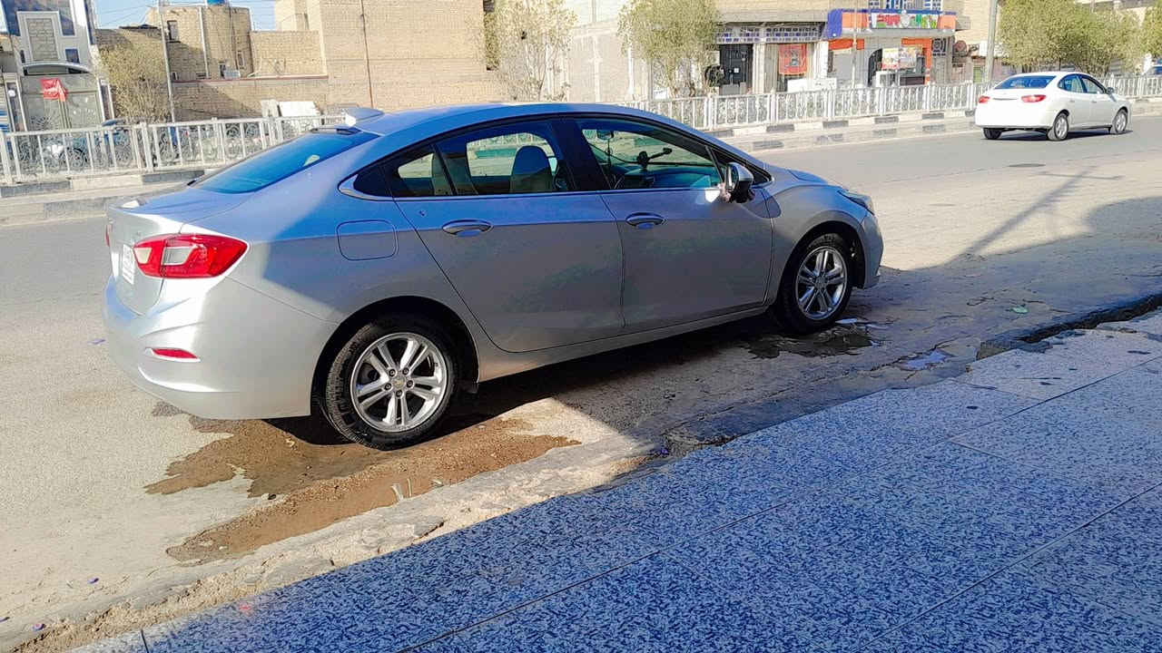 شوفر ليت كروز 2018
مكينه 1400تيربو 

تبريد شغال ثلج 

شاشه كاميرا بلاد 

مكينه كير مكفولات 

ظربته بجم ماواصله 

بيه مكانات صبغ 

سعره 83وقابل للتفاوض 

مكانه ناصريه مركز 

هاتف ***********
