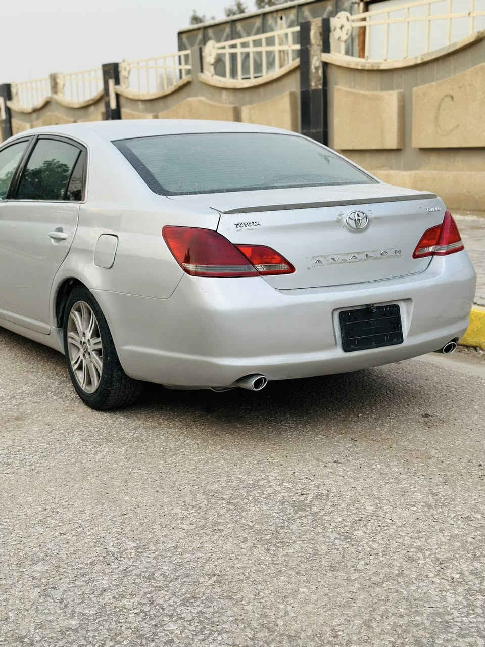 افلون موديل 2007 ./TOYOTA
للبيع رقم بغداد دولي السياره جاهزه مابيها نقص السعر 82 
مكاني كربلاء ‭0777 385 6277‬

