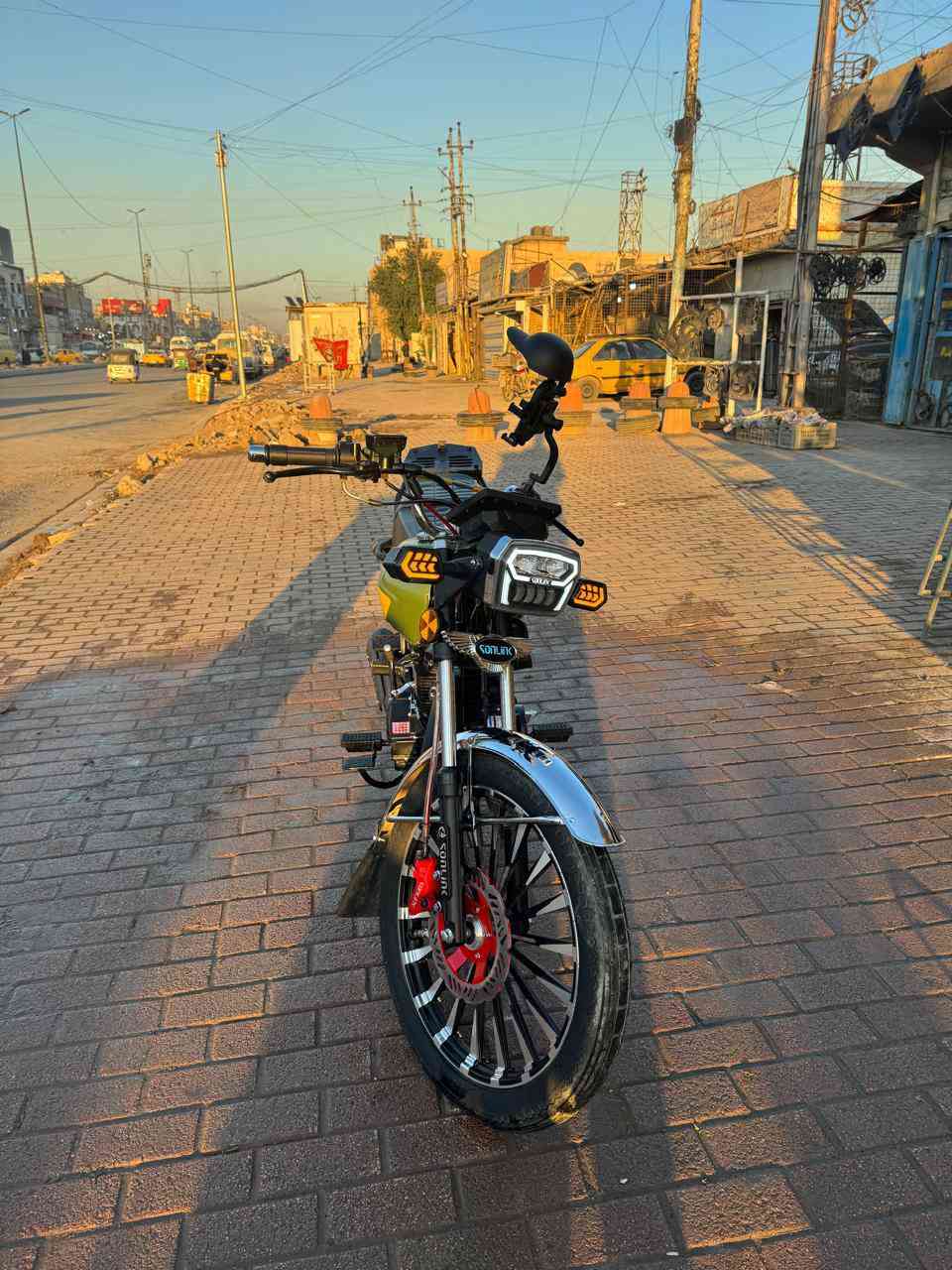 السلام عليكم سونك مراوس موديل 25 ماشيه 800كيلو صار 3 أشهر من نازله   لاصلي بيها ليزر يعني باب اول مكان بغداد مدينة لصدر لرقم *********** متواجد واتساب ❤
