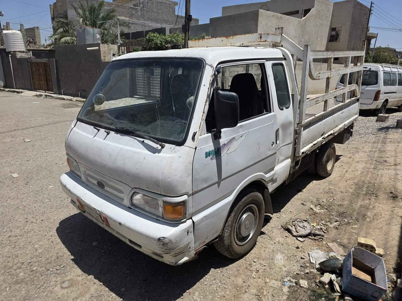 سلام عليكم كيا حمل للبيع موديل 1995 رقم بغداد مكفوله من الصبغ رقم شاصيهة ضعيف كير اكسن مكينه شاصي مكفولات راعيهة متوفي بيهة قسام شرعي  السعر 35ورقه الاستفسار ***********
