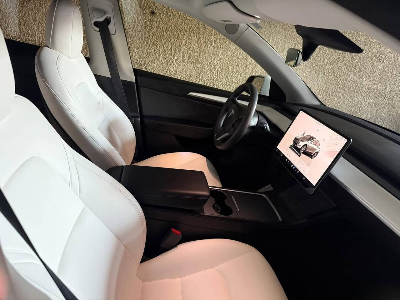 تيسلا y موديل 2023 مواصفات Y دبل ماطور 
السياره جديده جدا
عدد المقاعد 5 راكب
اللون الخارجي ابيض  
الضرر بدون صبغ تبديل جاملغ امامي 
ايمن وبنيد نفس اللون اصلي
ماشيه 18 الف مايل

💎 ســعــر ✅ ::  الــرد تلقائي 📮

الاضافات :
• بطارية حجم 83k واط
• تقطع بالشحنة 500/550 كيلو 
• محرك كهربائي بقوة 440 حصان
• نظام دفع رباعي 4*4 
• سقف بانوراما زجاج
• شاشة كبيرة حجم 15 بوصة
• كاميرا خلفية
• حساسات خلفية
• كاميرا امامية
• حساسات اماميه
• كاميرا جانبيه 
• كراسي كهرباء جلد 
• كراسي كهرباء
• كراسي مدفية
• رادار امامي
• رادار خلفي
• رادار جانبي
• مانع تصادم
• محدد مسرب
• كاميرات عدد 8 
• حساسات جانبيه
• مثبت سرعة
• كاميرات محيطيه 360° 
• تحكم بالسياره عن طريق الشاشة
• نظام قيادة آلية Auto Pilot
• عداد ديجيتال
• تشغيل تلقائي
• نظام قيادة ذاتية Full Self drive
• نظام (RCTA) للتنبيه عند الرجوع للخلف
• نظام (RSA) لكشف لافتات السرعه للطريق
• نظام (PSC) الرادار الذكي لمنع الاصطدام 
• نظام (LTA) لتحديد المسار على الطريق
• تشغيل عن بعد
• الدخول الذكي
• نظام ترفيهي كامل متكامل يحتوي على ( YouTube / WhatsApp / Tik Tok / Netflix)
• Wifi
• GPS
• MAPS
• Bluetooth
• AUX
• USB
• أوامر صوتية voice commands
• جنط قياس 19 
• اضوية امامية LED
• اضوية خلفية LED
• كشافات ضباب LED
• إنارة امامية زنون Full LED
• إنارة امامية Auto 
• موري ديجيتال
• نظام محاكة ذاتي للسياره من الخارج

رقم صاحب السيارة ***********
