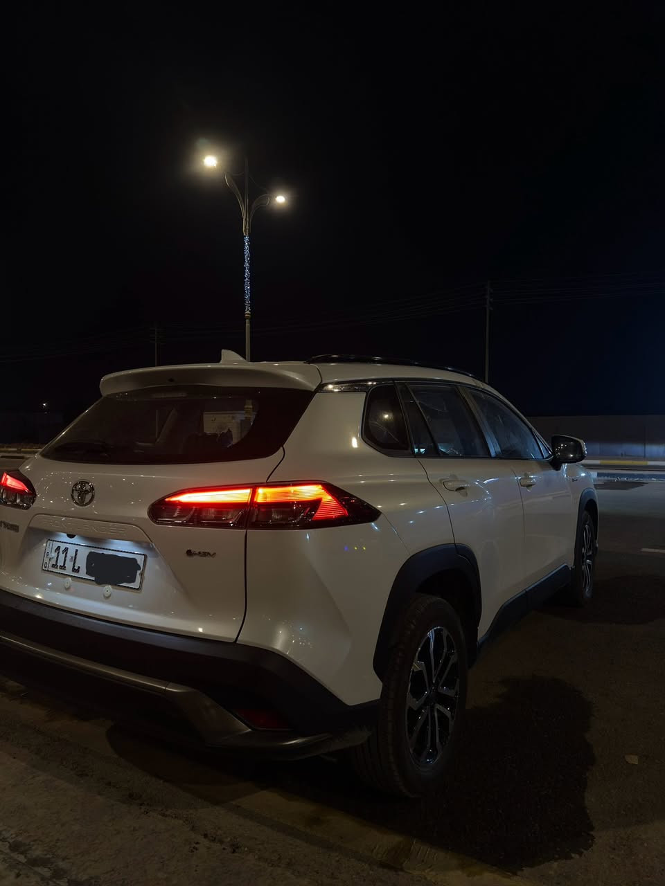 فرونت لاندر فئة  S موديل 2025 رقم بغداد باسمي 
 
السيارة شبه زيرو 🔥
ممشى: 1800 كم

✔️ هايبرد اقتصادي كلش محرك 2000
✔️ تشغيل بصمة ودخول ذكي + فتحة سقف + لايت 5 عدسات 
✔️ شاشة +كشن سائق تحكم كهرباء + كشنات جلد اسود 
✔️ تبريد قطعتين 
✔️ داخلية وكالة نظيفة حتى دوسات بعدهم بجيس
✔️ لا حادث ولا صبغ ولا اي خدش 

السيارة استعمال شخصي مكان السيارة كربلاء

💰 السعر:30 مليون و 500
📞 للتواصل: *********** واتساب او ماسنجر
