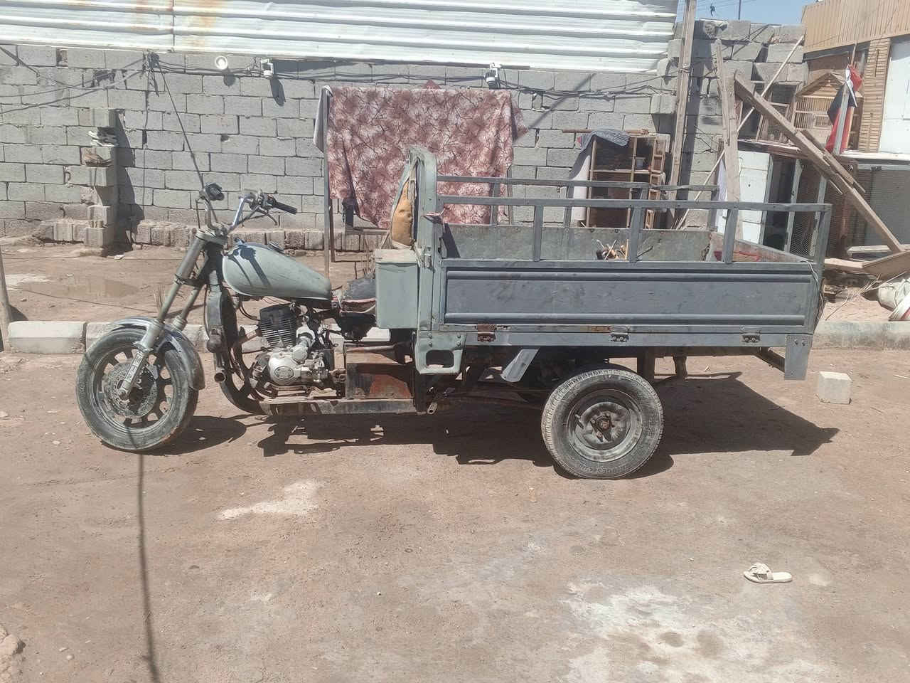 توته انت ار للبيع ادوات السعر 500
***********
