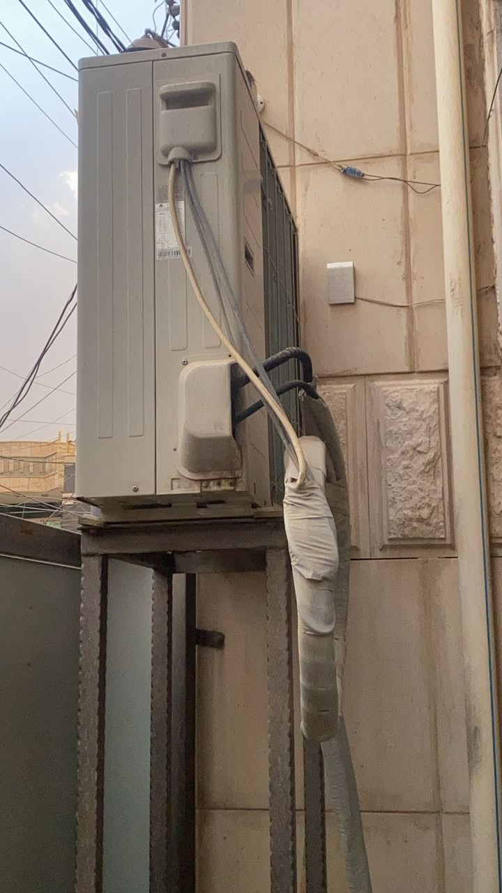 السلام عليكم
سبالت كنتوري 3طن
نوع اوكس ونوع الحافظ
السعر الواحد 700 الف وبيهن مجال بسيط
***********
