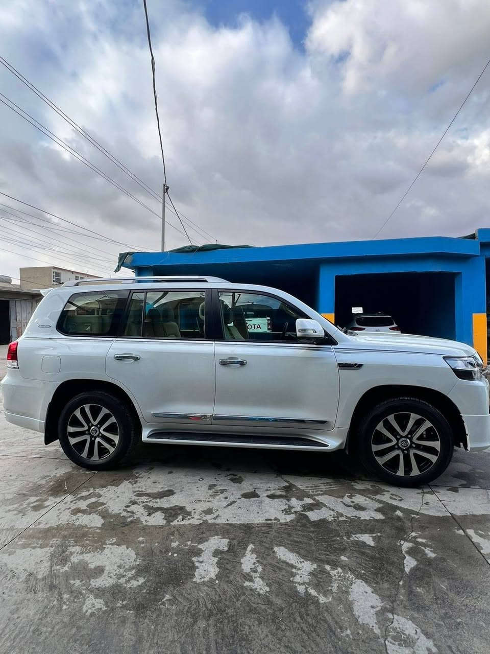 موديل 2019 جراند تورين شركه ساس كفاله بدون صبغ العنوان السليمانيه ماشي 86,000 كيلو متر
السعر 485 وبيها مجال 👍

*********** الاتصال على الواتساب او على الرقم
