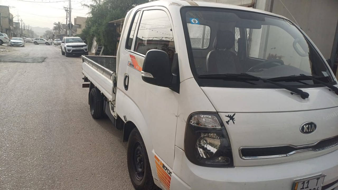 السلام عليكم كيا حمل رقم بغداد موديل ٢٠١٨ بسمي تحويل ثاني يوم *********** السعر 120وبيه مجال مكاني بغداد
