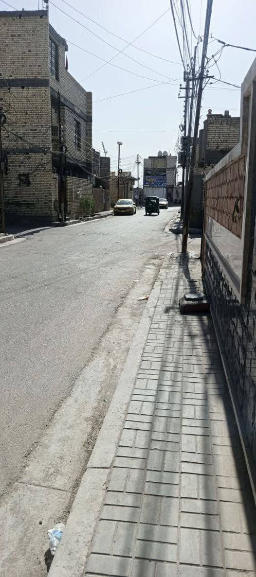 السلام عليكم بيت منطقه حي كوفه من جهه كسره وعطش مساحه 160 متر الاستفسار الاتصال علئ رقم ***********
