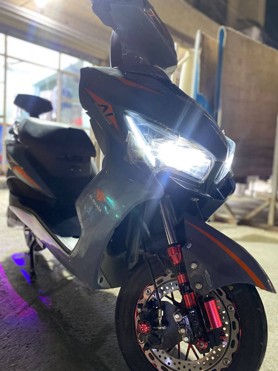 السلام عليكم
دراجه سكنس شحن 
موديل ٢٠٢٥
بطاريه 6
45كيلو 
نظامR
والوصل موجود مال الشركه 
وبيها هواي موصفات بعد ماذكرتهم
دراجه كلش نظيفه وجديده 
السعر 850 وبيها مجال 
مكاني : الامين الثانيه _المعلمين 
***********
