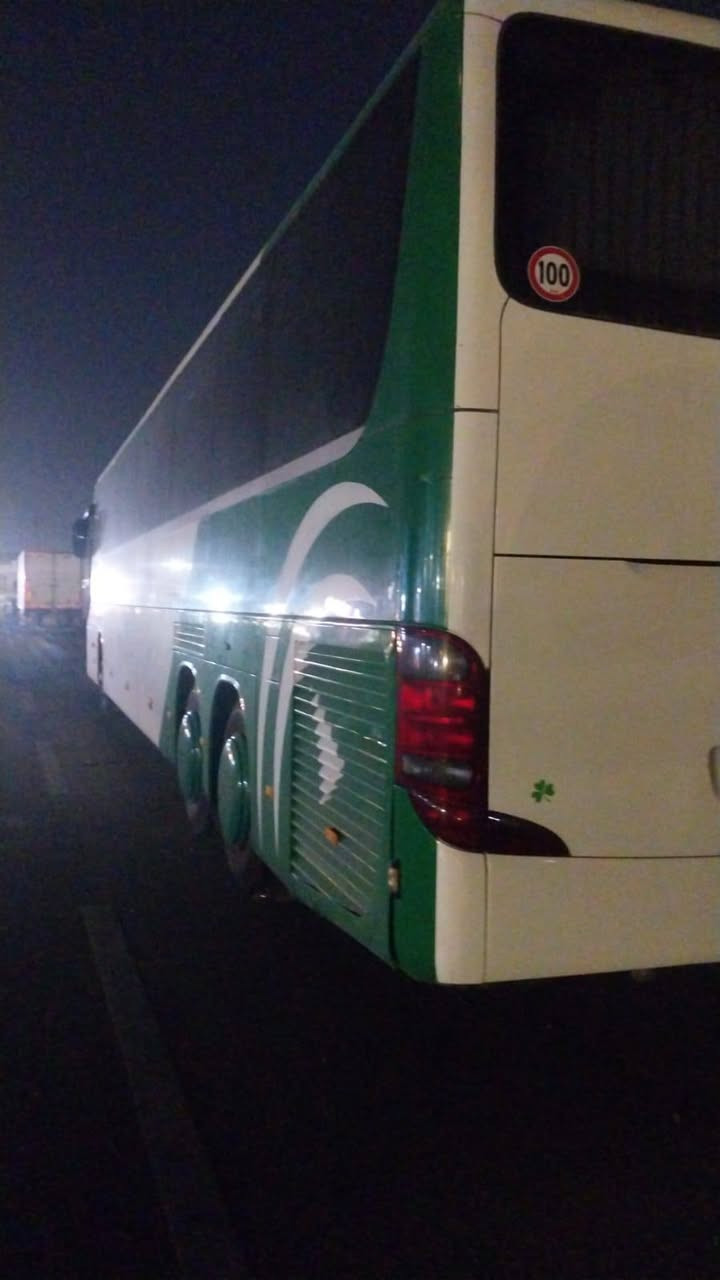باص جيتي البيع موديل 8 حجم 17
مكينه 8 تك سوبر اديلو تخم تاير تبريد صيني 3 كورات مسجله باقيه على كمرك بيع فقط  *********** مكانها العماره كير صطر
