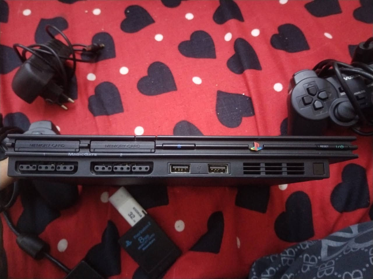 بلي 2 فري ريجن كامل ملحقات سعر 40 و بي مجال جهاز جديد مكان بغداد الحريه توصيل للمناطق المجاوره مجانن


**إذا كنت صاحب هذا الإعلان وتريد حذفه لأي سبب، رجاءا أرسل رسالة إلى الدعم الفني**