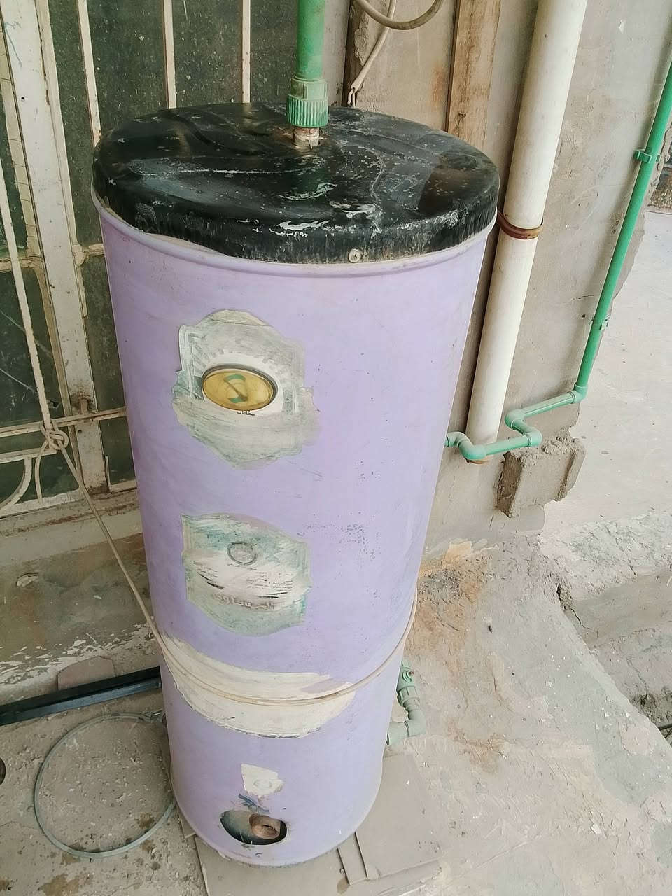 أغراض مستخدمه كلمن وسعره 
كيزر عوزه هيتر سعره 25
صوبه عشتار سعر 40 شغاله وبيها مجال
طابعه hp سعر 40 وبيها مجال
للاستفسار الاتصال على ***********
