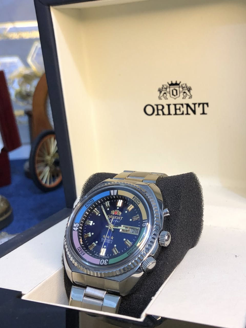 متوفر جميع انواع الاورينت والساعات للتواصل عبر الواتساب 
***********
