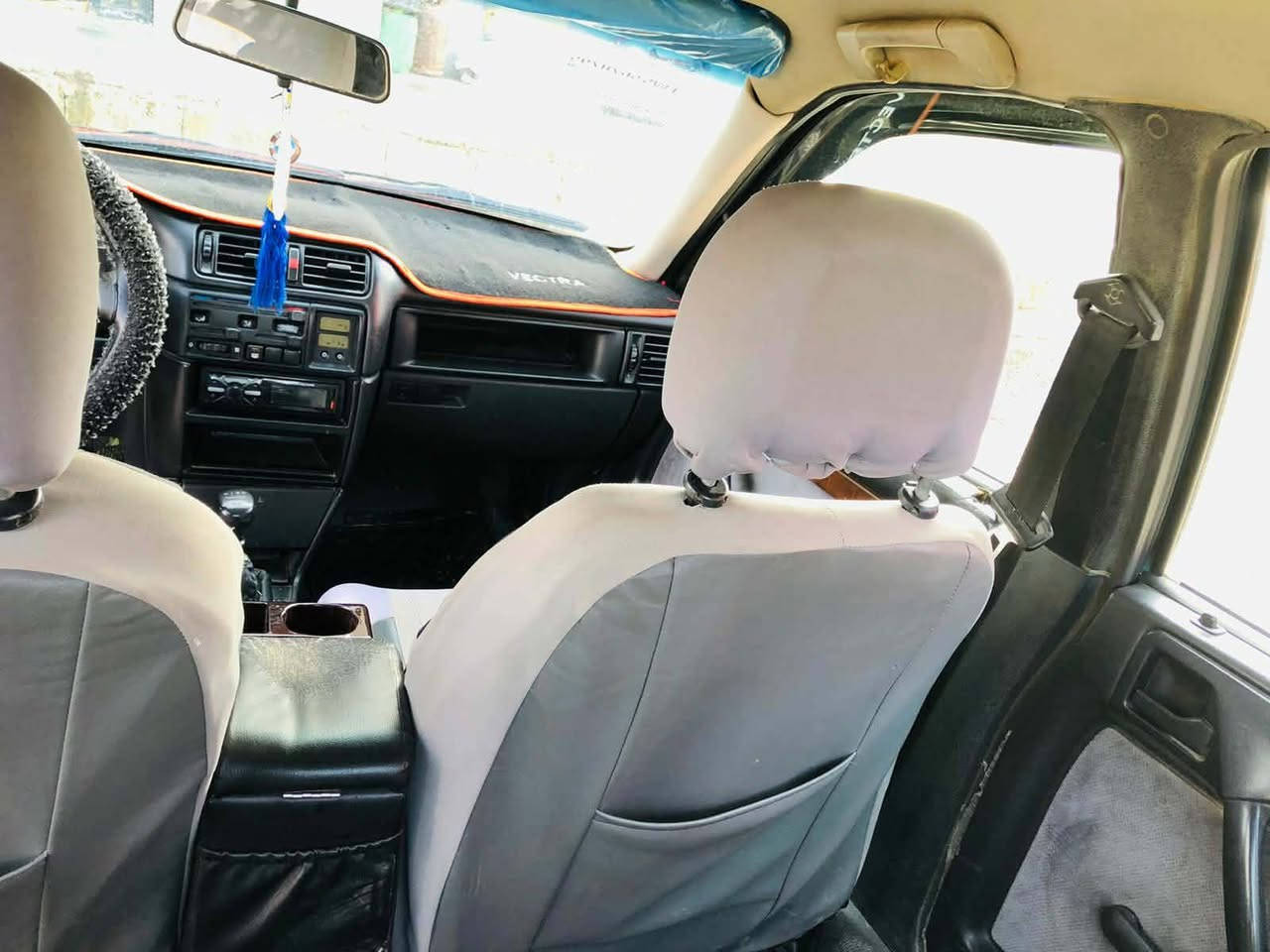 فكترا حجم 18 موديل 94 محرك بدايه صرف والباقي كله شرط بعد دوائر دواسات ما مصلح صبغ سقفيه بخ جماليه بدون معجون ولا ضرر  
مكلف بل نشر ‏‪0771 021 6505‬‏
