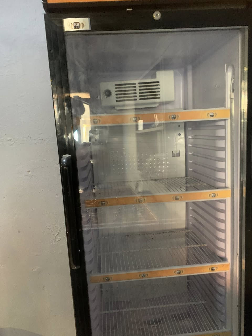 سلام عليكم عارضه عاموديه استعمال قليل نضيفه بلكامل السعر 375الموقع الشعب /السريدات


**إذا كنت صاحب هذا الإعلان وتريد حذفه لأي سبب، رجاءا أرسل رسالة إلى الدعم الفني**