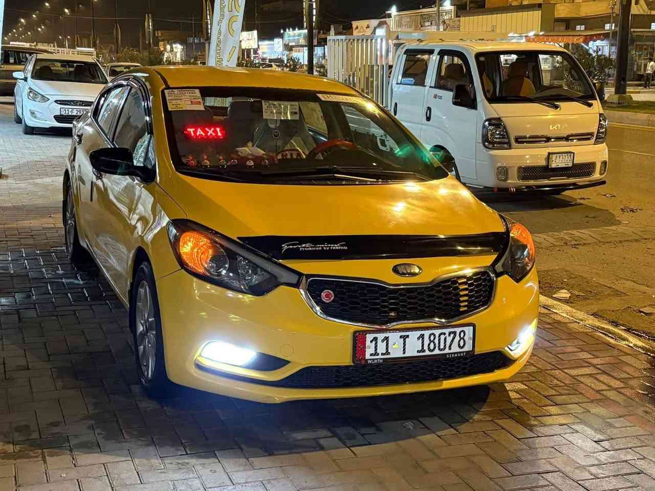 🚕 للبيع: كيا فورتي 2014 (تكسي)
الرقم: بغداد (ألماني).
المواصفات: شاشة لمس، تحكم استيرن، نظام ECO، منظومة لايت زنون + كشافات، إضاءة أرضية LED، كشنات مغلفة ومكيسة، ويل ألومنيوم، دفيوزر وجناح خلفي، تكييف ممتاز.
البودي: توجد أماكن صبغ ومعجون موضحة بالكامل ورقة الفحص مرفقة مع الصور.
المكان: بغداد - أبو غريب.
السعر: 100 ورقة ($10,000) وبيها مجال للجادين.
للتواصل: ***********
