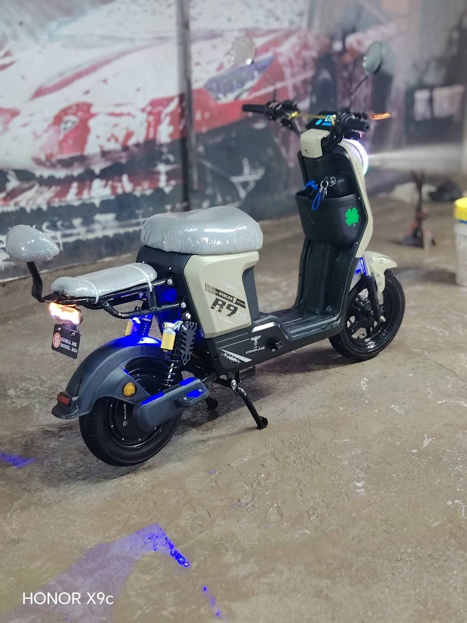 للبيع#
دراجة شحن

نوع r9

نضيفة بس ناقصها جاملغ امامي

بيها نضام بگR

2024

4سرع

سرعتها الحقيقي 50

بصمتين وسويجين

كهربائيات كلها شغالة

بطارياتها 16امبير تعبانات بس يمشن اقل شي ٦ أشهر المكان البياع حي التراث والسعر خاص


**إذا كنت صاحب هذا الإعلان وتريد حذفه لأي سبب، رجاءا أرسل رسالة إلى الدعم الفني**