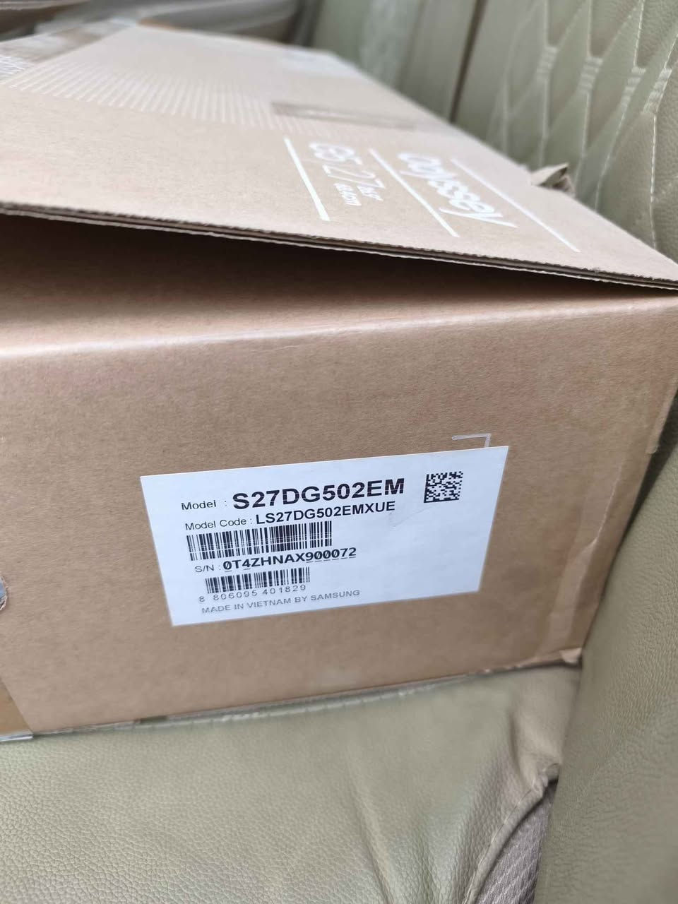 مۆنیتەر سامسۆنگ ئۆدیسی جی٥
Samsung Odyssey G5
١٨٠ هێرتز
2K
27inch
IPS
1MS
HDR400

زۆر زۆر کەم ئیشی کردووە و کامل ئەشیای بیلادی و زەمانی ماوە. گەیاندنی هەیە.
٣٠٠ هەزار

شاشة شغال كلش قليل بيها كارتون و كامل اشياء بيلادي و بيها ضمان. موجود توصيل لشركة.

300 الف أربيل, العراق


**إذا كنت صاحب هذا الإعلان وتريد حذفه لأي سبب، رجاءا أرسل رسالة إلى الدعم الفني**