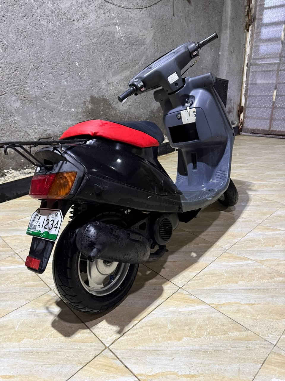 السلام عليكم للبيع دراجه بزون ام السله شغله نقص بس باتري السعر 200 وبيه مجال مكان كربلاء اتصل وتدلل ***********
