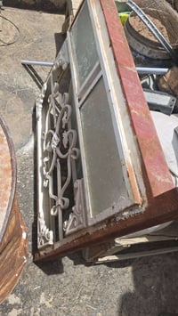 سندويشات • شبابيك المنيوم • شبابيك حديد