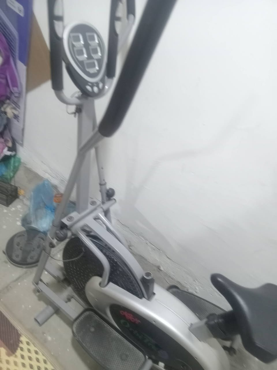 سلام عليكم باسكل رياضي للبيع كلش نضيف لسعر110مكان حله ***********
