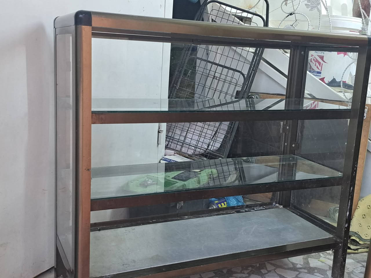 فاترينه عدد ٢ ب٧٥ الوحده
ميز ٢٠
كنتور صاج ب١٨٠
كنتور تركي ب١٥٠


**إذا كنت صاحب هذا الإعلان وتريد حذفه لأي سبب، رجاءا أرسل رسالة إلى الدعم الفني**