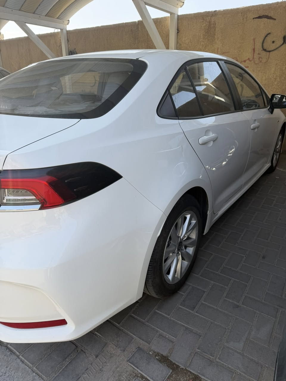 كورلا 2025  شكل الخليجي محرك 1800 هايبرد HEV  داخل جلد اسود رقم بغداد مطلوبه للمصرف
ماشيه 6000 الف فقط زيرو سيارة جديده

❇️محرك 1800 هايبرد شحن ذاتي 

❇️بصمه + دخول ذكي 

❇️هاندر بريك بصمه + اوتو هولد

❇️رادار امامي 

❇️سياقه اليه 

❇️تبريد قطعتين 

❇️تبريد بيانو شاشه 

❇️شاشه ابل كار بلي + كامره خلفيه دواره 

❇️مانع نزلاق + مود درايف +  ايفو مود 

❇️6  ايرباك
   
❇️حساس لايت كامل اوتو عالي ناصي اوتو + حساس ظغط اطار 

❇️تحكم سترين كامل فول 

سيار مكفول كفاله عامه من كلشي بس بيه رصعه بالباب مامبينه 

سعره 142$ وبيه مجال قليل

عنواني البصرة حي المهندسين 

رقم تواصل. 
***********
