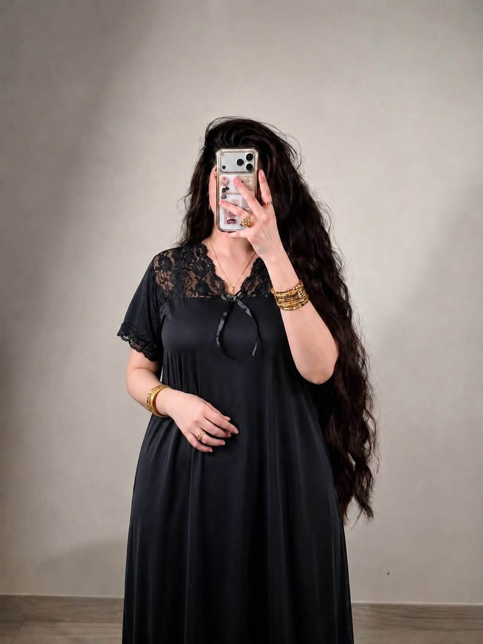 دشداشة بسواد فاحم ملكي 🖤🖤

تصميم ناعم ومرتب يبرز الأنوثة بذوق راقي 🖤
قماش خفيف ومريح بقصة انسيابية تجنن ❤️ 

القياسات / فري سايز تلبس من وزن 50 الى 80 كيلو ✔️
السعر 10آلاف 🔥🔥 
🚘يوجد خدمة توصيل لجميع محافظات العراق ٤ الاف🚘


**إذا كنت صاحب هذا الإعلان وتريد حذفه لأي سبب، رجاءا أرسل رسالة إلى الدعم الفني**