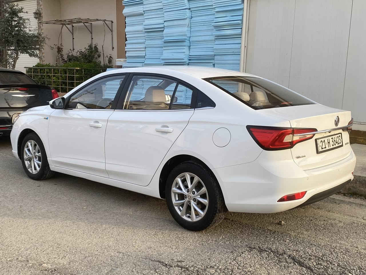 بەناوی خوای گەورە
MG 5 2022 نیو مواسەفات
سفری شەریکەی MG زەمانی 3ساڵی ماوە تەنها 30هەزار KM ,ڕۆیشتوە سەیارەکە یەک دەستە لە شەریکە دەرم کردووە لای خۆمە بە ناوی خۆمەوەییە٫ بێ یۆیاغە تەنها دەرگای پشت سەکن قوپاوی هەییه چاک نەکراوە،  گێر و مەکینە کارەبایی تەقەو ڕەقە تەبرید سارد و گەرم  بەشەرت  ٩٢$مه جاليكى برايانه شوين رانيه 
***********
***********
