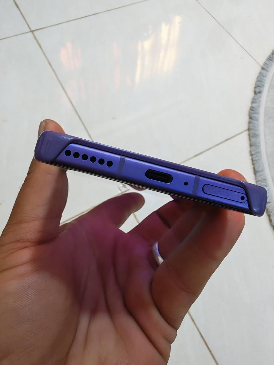 Infinix Note 50 Pro:
​الشاشة: AMOLED بحجم 6.78 بوصة، بدقة FHD+، ومعدل تحديث 144Hz.
​المعالج: MediaTek Helio G100 Ultimate (6 نانومتر).
​الذاكرة والتخزين: رام 8 أو 12 جيجابايت / ذاكرة 256 جيجابايت.
​الكاميرا الخلفية: رئيسية 50 ميجابكسل (بمثبت بصري OIS) + عدسة واسعة 8 ميجابكسل.
​الكاميرا الأمامية: 32 ميجابكسل.
​البطارية والشحن: 5200 مللي أمبير / شحن سلكي 90 واط / شحن لاسلكي 30 واط.
​نظام التشغيل: Android 15 مع واجهة XOS 15.
​ميزات إضافية: مقاومة الماء والغبار IP64، بصمة تحت الشاشة، صوت ستيريو من JBL.
سعره قفل 280 توصيل لايوجد 
***********
الجهاز استخدامه يومين فقط
