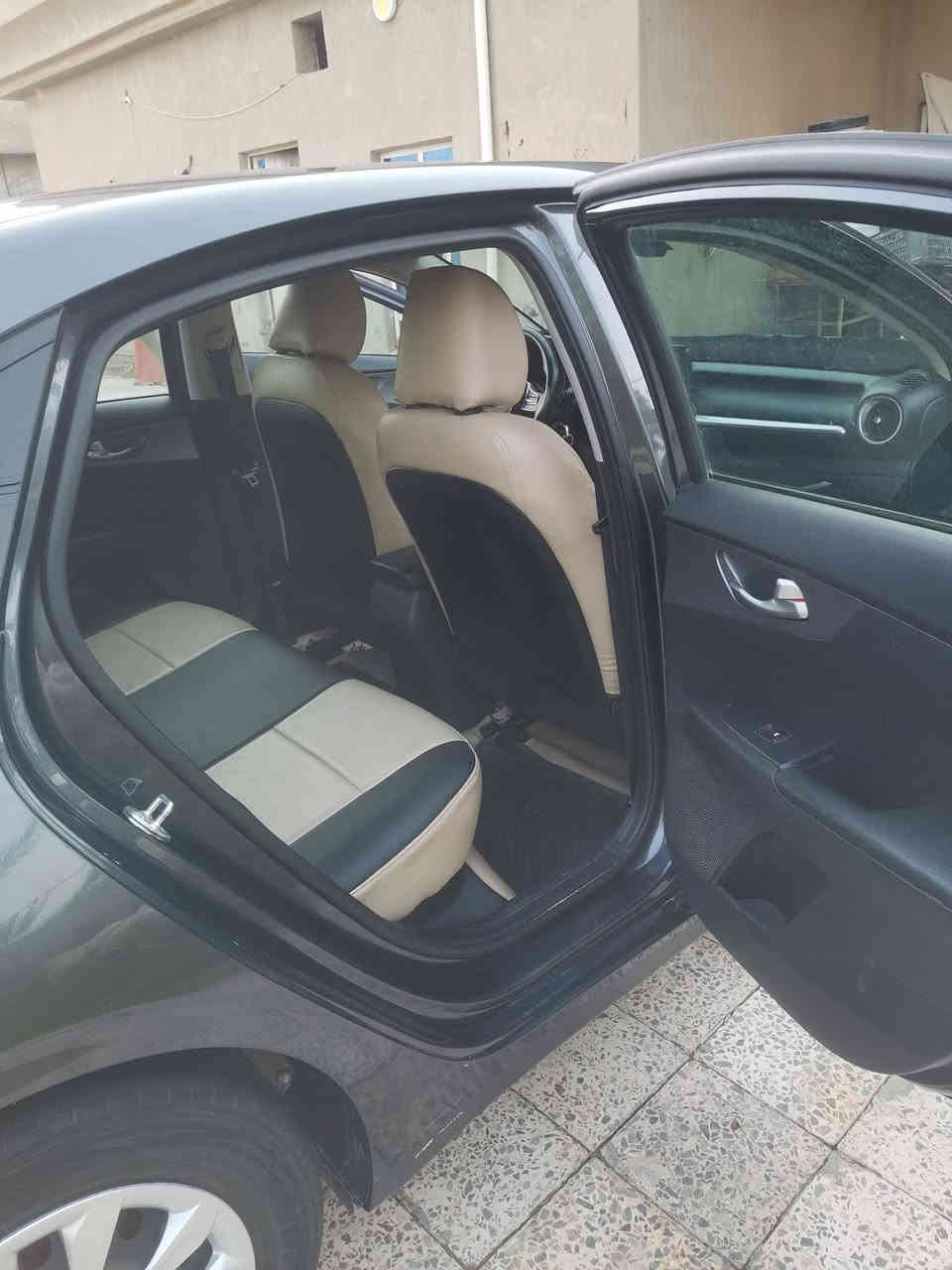 سلام عليكم فورتي موديل ٢١ حادثة بجم بدون ايرباك المكان ابي غريب حميد شعبان سعر ١٣٥ بيه مجال رقمي ***********
