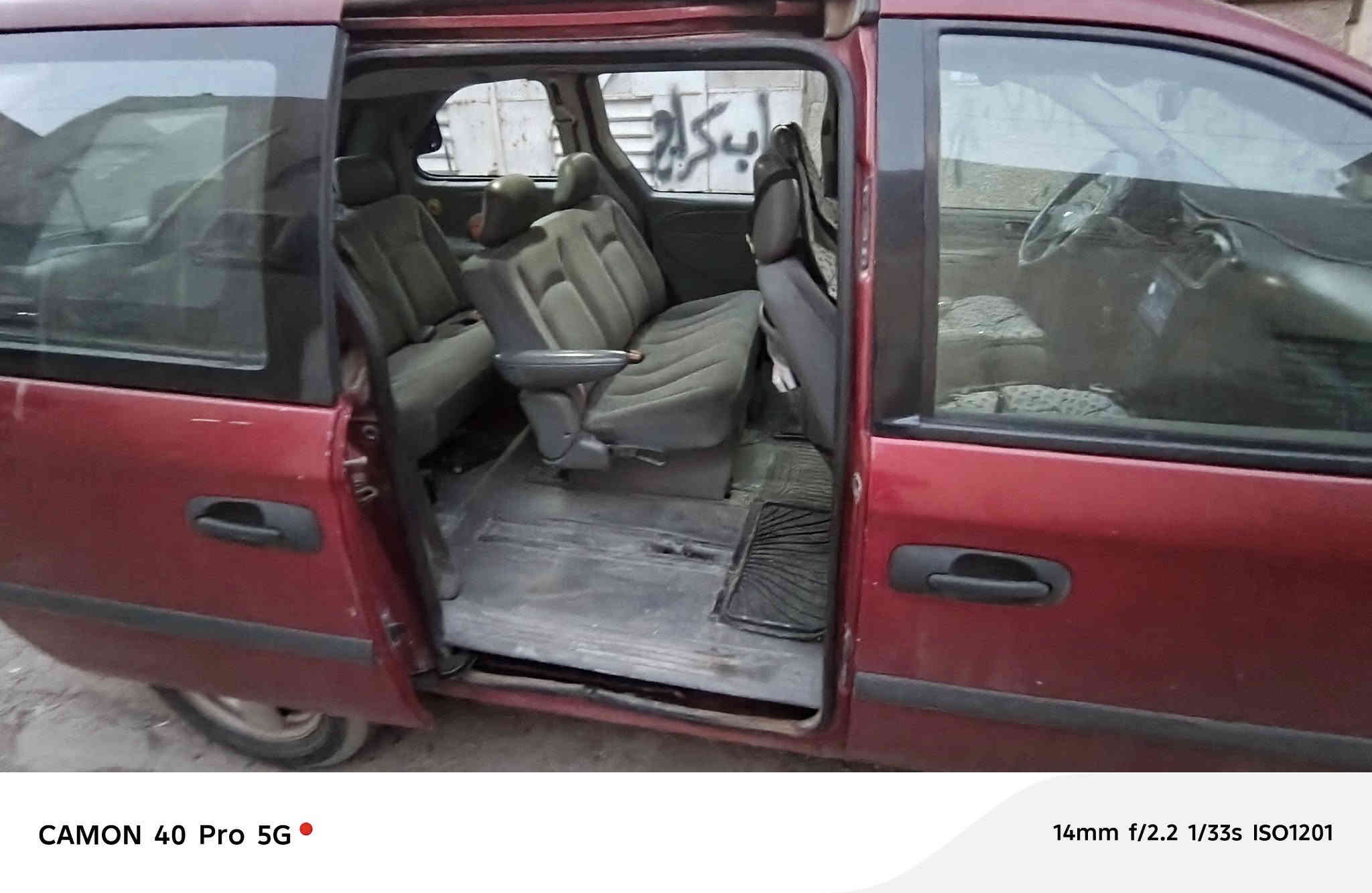 سلام عليكم دوج كرفان بترة 2006 للبيع
#للبيع #للبيع
دوج كرفان 2006 بترة 
6v 3,3L 
گير محرك كهربائيات بلادي خير من الله
سيارة  مال شغل جاهزة مابيها نقص 
صدر جديد 
راديتر ماء مبدل جديد
بطارية جيدة
 تبريد شغال قطعة وحدة
شاشة أندرويد لمس مع كامرة خلفية
68ورقة وبيها مجال بسيط للطيبين تعال وتدلل 
مكاني بغداد الكرادة
***********
***********
