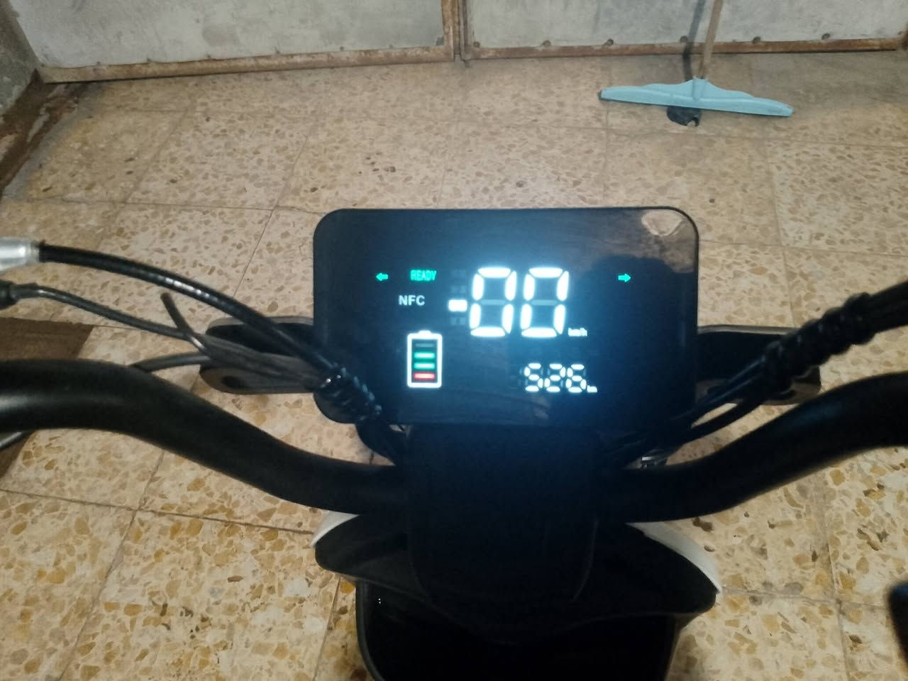 سلام عليكم 
دراجه شحن للبيع شركة فوجي افضل شركة سرعه 99 4 نمر ومثبت سرعه بلوتوث نضام NFC بس لكارت ضايع 
بريكات  حساسات اشاير لايت عالي ناصي لد +الوان سكن هورن شاشه ايباد تعرض العطل اذا سامح الله موديل 2026 
سعر خاص او اتصل عل رقم ***********

