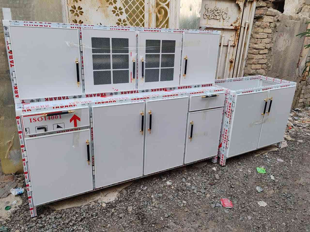 تخفيضات كاونتر  مع سنك مرمر شغل تزكام وثقيل بليت واحد ملم  430 العنوان ناصريه شارع الاخلاص *********** ناصرية, ذي قار
