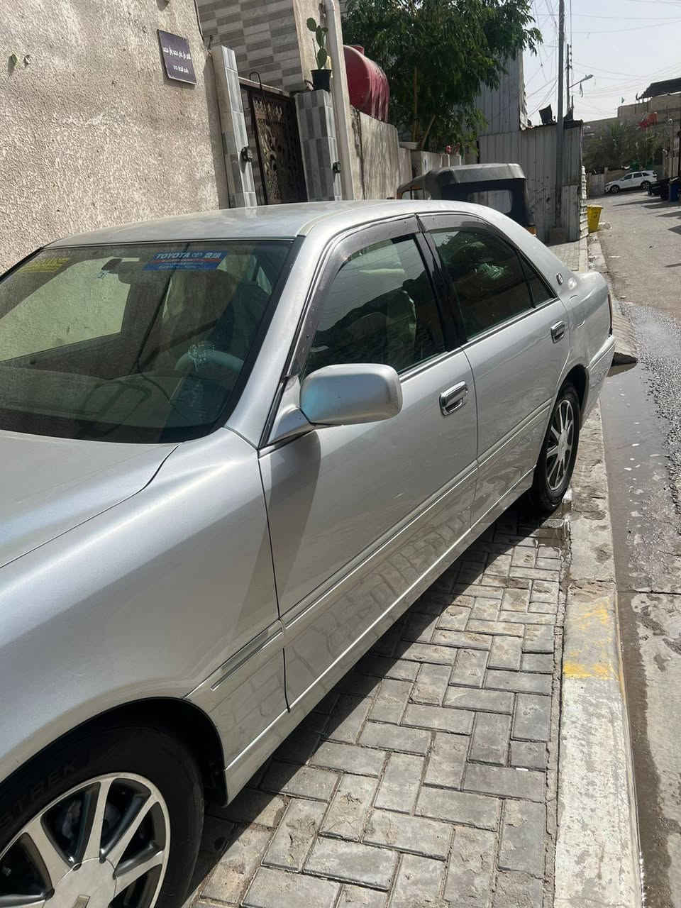 سياره جنون موديل 2002
نظيف مكينه تبريد و حداديه كلشي جديد 
عنوان بصره حي الحسين ع 
سياره باسمي سعر  133 بيه مجال 
الاستفسار ***********
واتساب نفس رقم موجود
