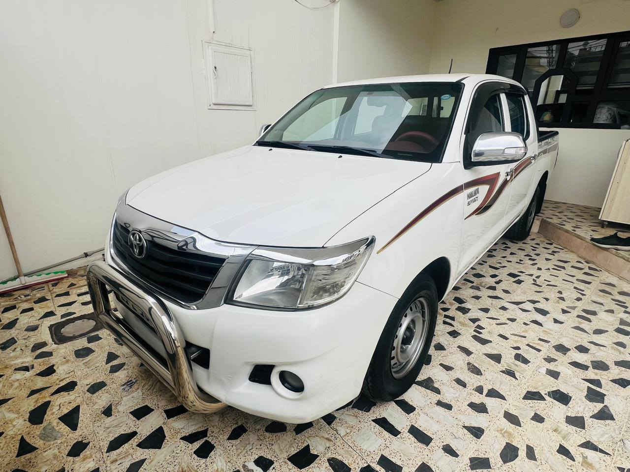 السلام عليكم 
تويتا هايلوكس 2014
رقم سليمانية إنكليزي   رقم سنوية لحد2030
 سيارة بدون صبخ بدون فتح بس مكانين تعديل بارد
تخم تاير جديد محرك مامفتوح جديد لاتنقيص ولابخار
تبريد حداده كله جاهز    زنون اصليه

السعر 188بيةمجال قليل
العنوان كركوك شورجة 

‏‭***********
‭
