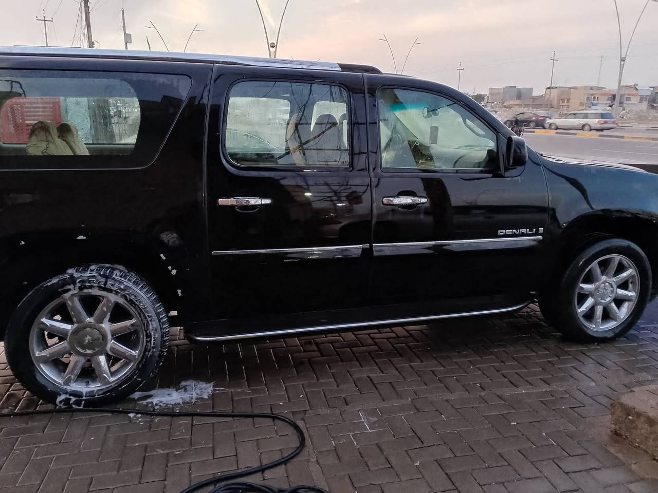 سلام عليكم يوكن للبيع مديل 2007 وارد امريكي 
بدون ارقام كفاله عامه 
التفاصيل والسعر الاتصال ع الرقم ***********
