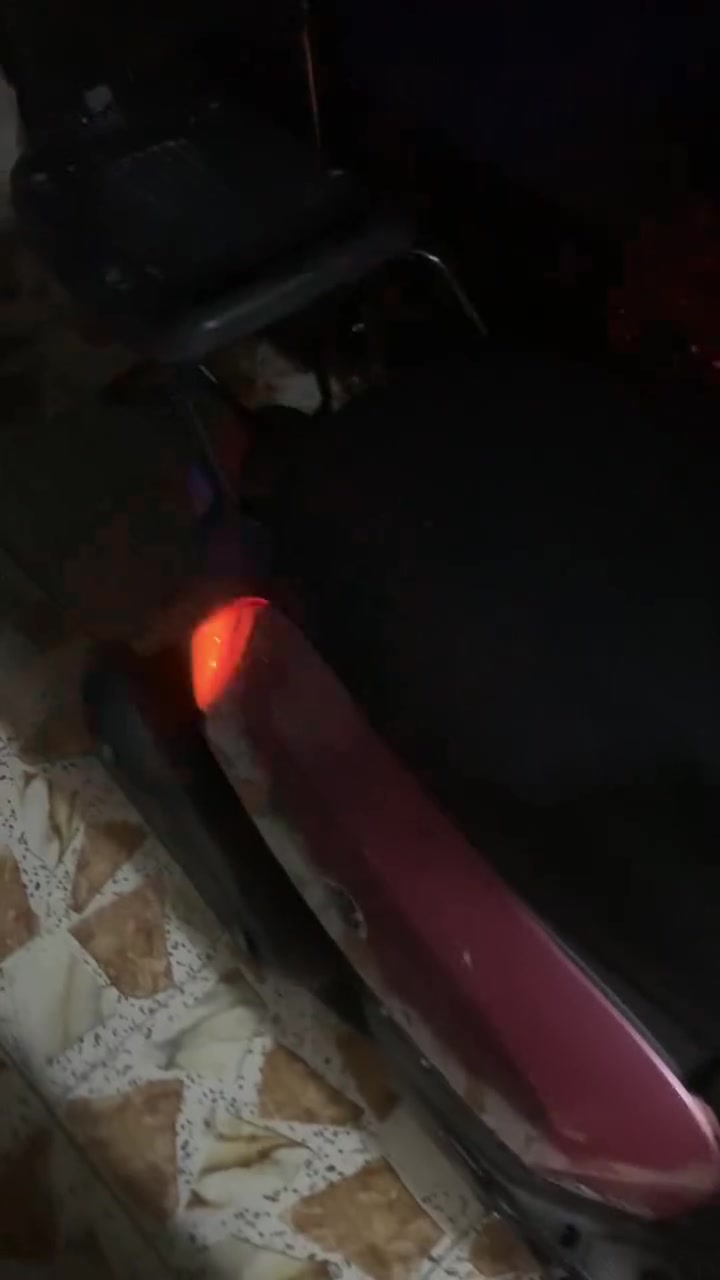 السلام عليكم عندي دراجه بوليس بوشه ٥٥ مكينه مفتوحه مجفته الله الدراجه نضيفه شلعه ومعدل ولا تنقيص ولا تبخير


**إذا كنت صاحب هذا الإعلان وتريد حذفه لأي سبب، رجاءا أرسل رسالة إلى الدعم الفني**